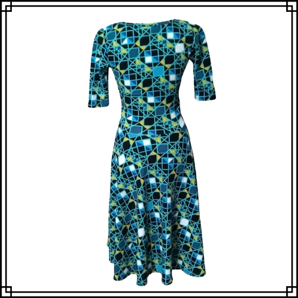 LulaRoe Nicole Green Geo Print Dress Size XS - Picture 7 of 9